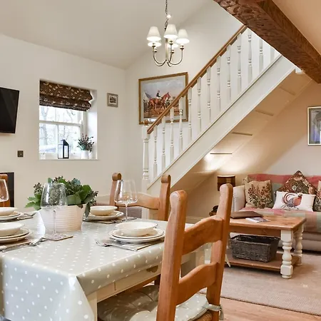 The Piggery-ukc6665 Holiday home *